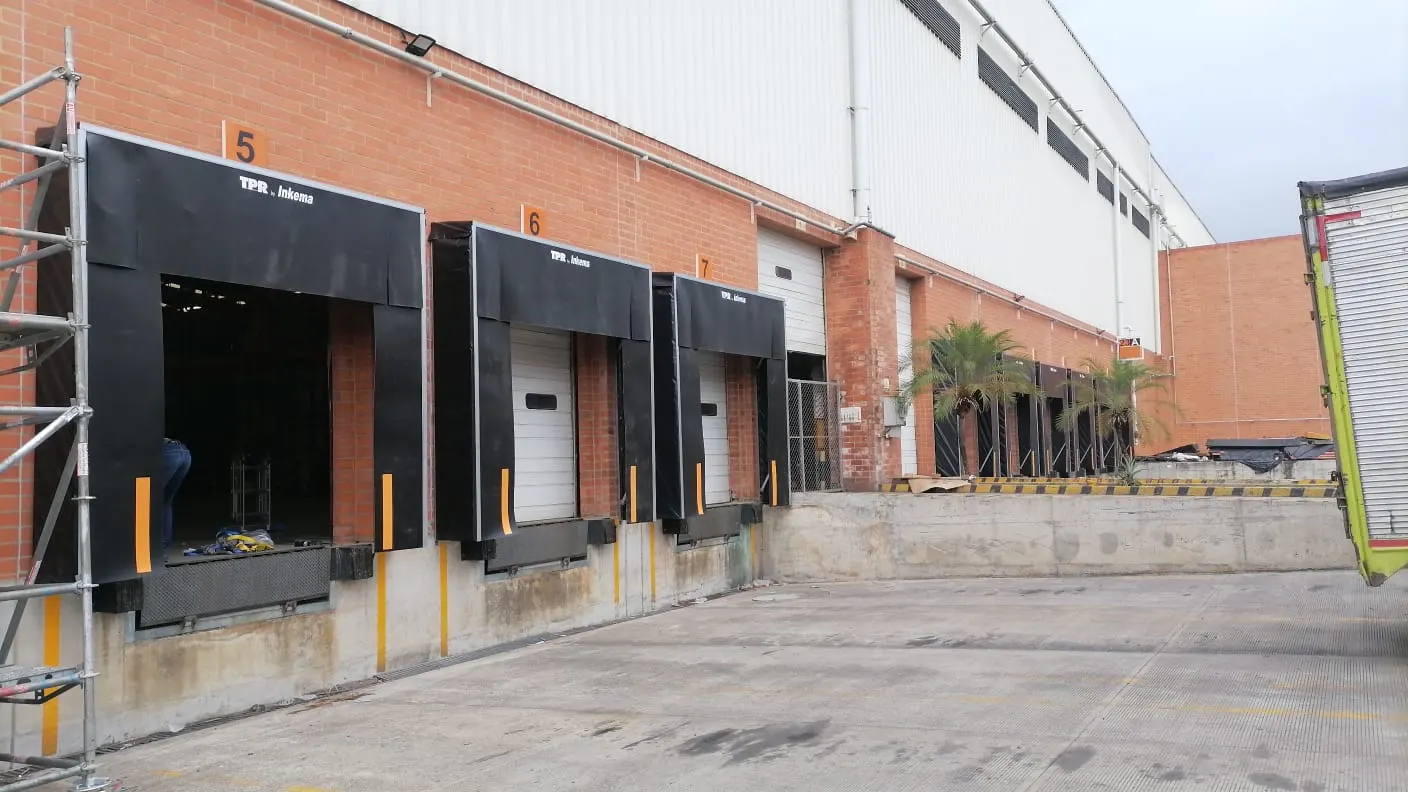 Abrigo de muelle instalado por STVL